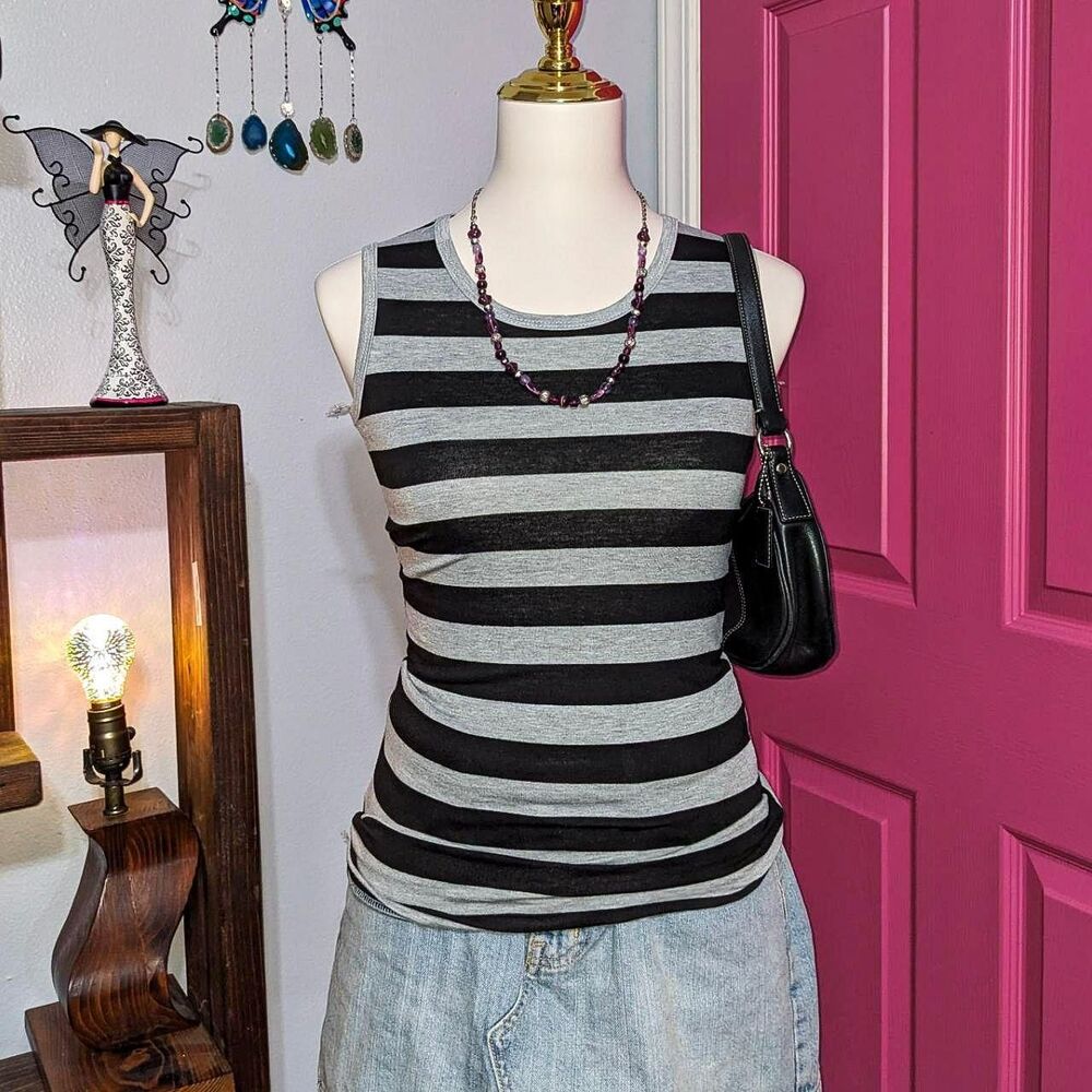 Unbranded Women's Grey and Black Vest